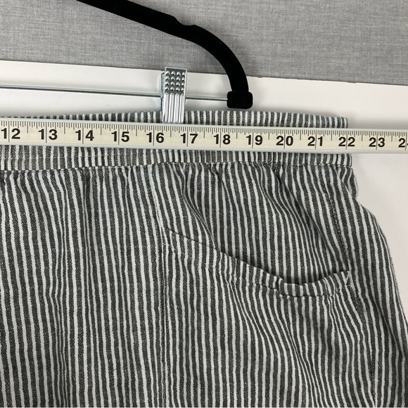 Old Navy Linen Blend Black and White Bermuda Shorts 3X - Picture 5 of 11